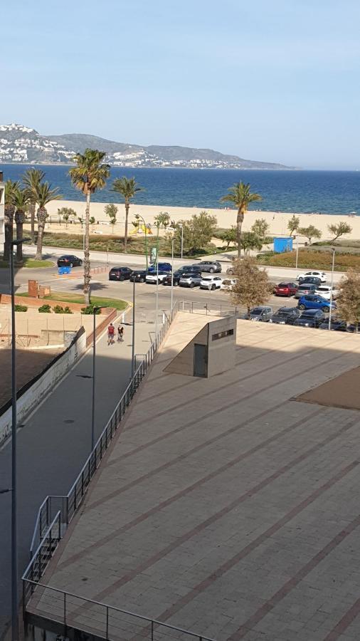 Apartmán Les Vagues Au Balcon Empuriabrava Exteriér fotografie